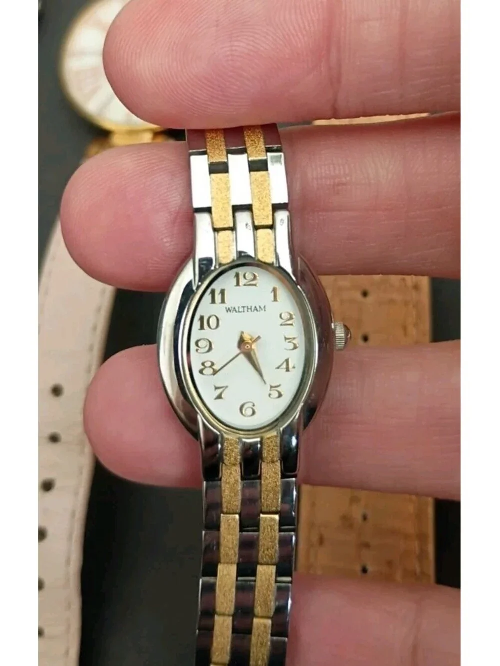 Lots Of 12 Watches Untested Parts Bulova Breda Relic Waltham Eddie Bauer Geneva